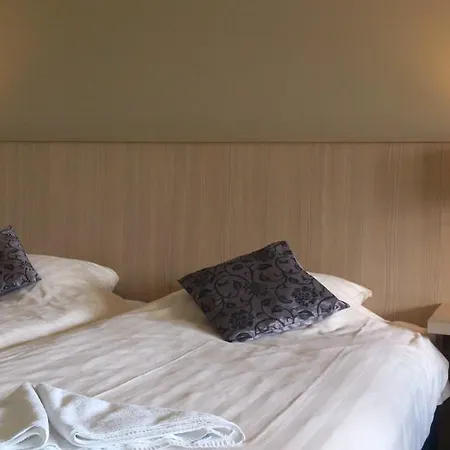 伊珀兰德酒店 酒店